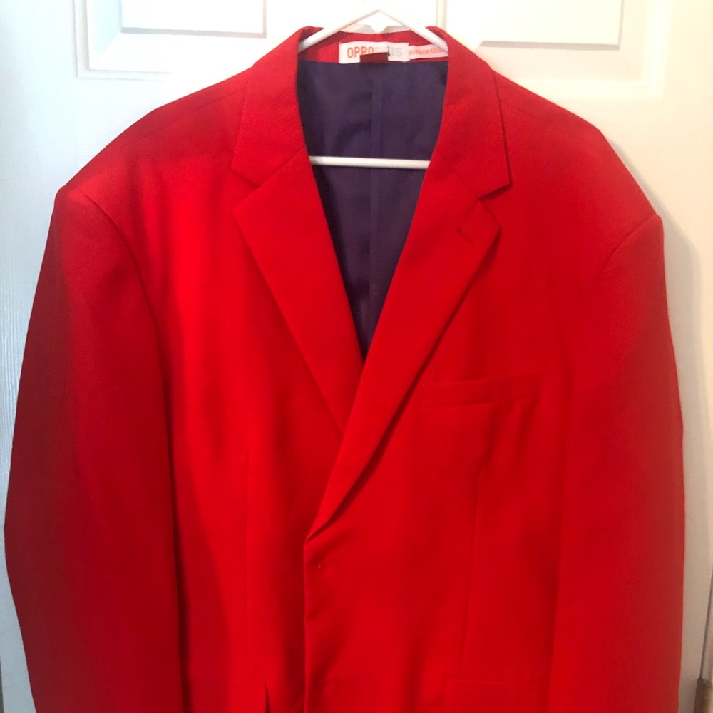 OppoSuit. Gorgeous. Perfect for Valentines Day.